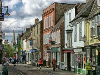 OPINION: High Street estate agency offices – are they worth the cost?