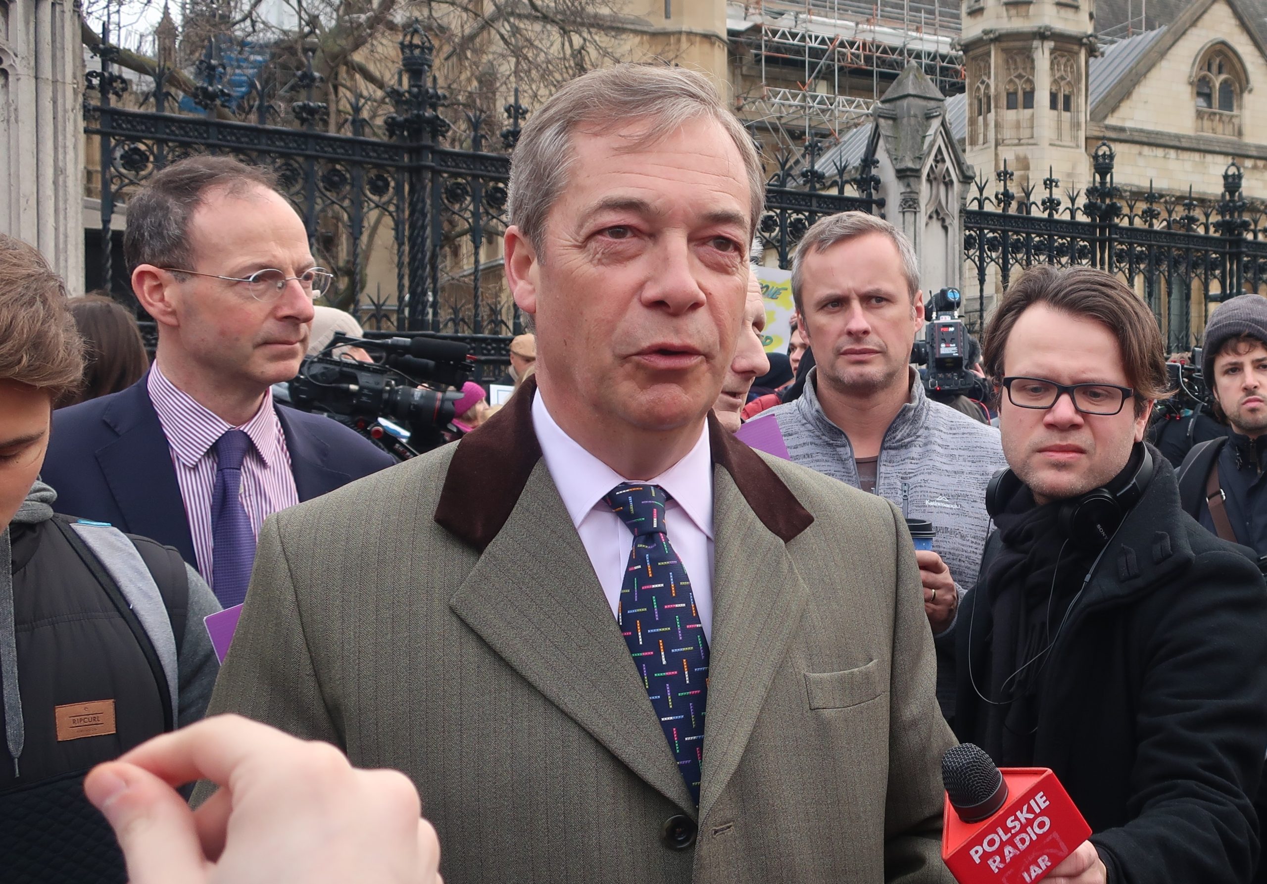Nigel Farage calls on housing secretary Steve Reed to resign over ‘unlawful’ decision – London Wallet